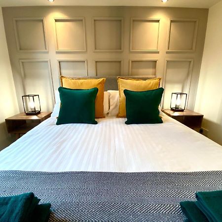Monart Stylish City Centre Apartment, 2 Bed, Sleeps 6 Perth Exterior photo