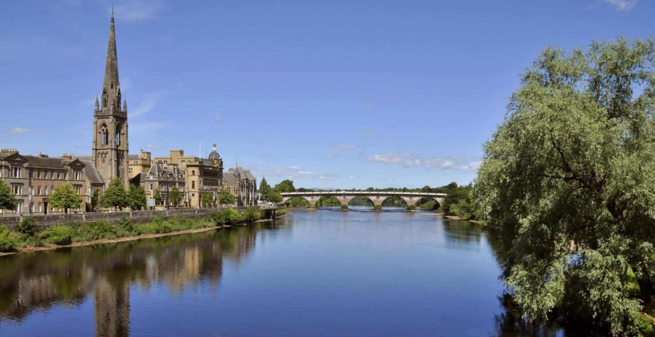 Monart Stylish City Centre Apartment, 2 Bed, Sleeps 6 Perth Exterior photo